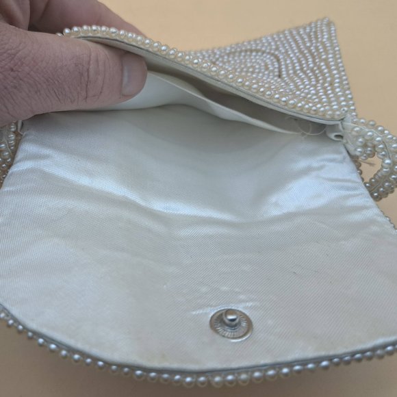 Vintage Beaded Make Up Bag With Original Mirror image 1      Vintage Beaded - Picture 8 of 10